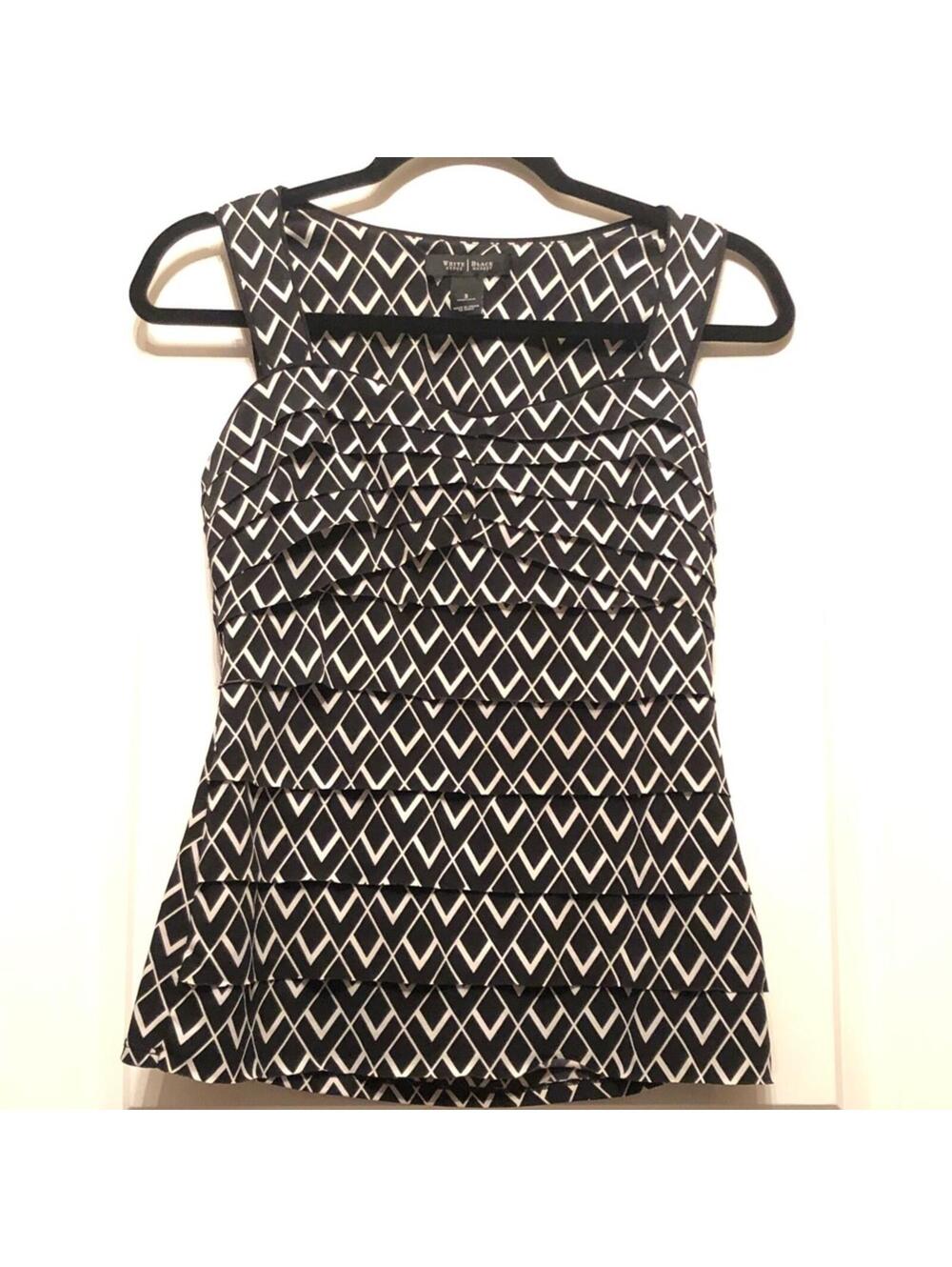 White House Black Market Sleeveless Black and White Geometric Print Top
